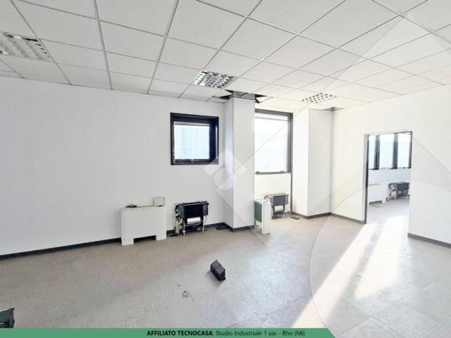Ufficio in affitto a Arese, Lombardia