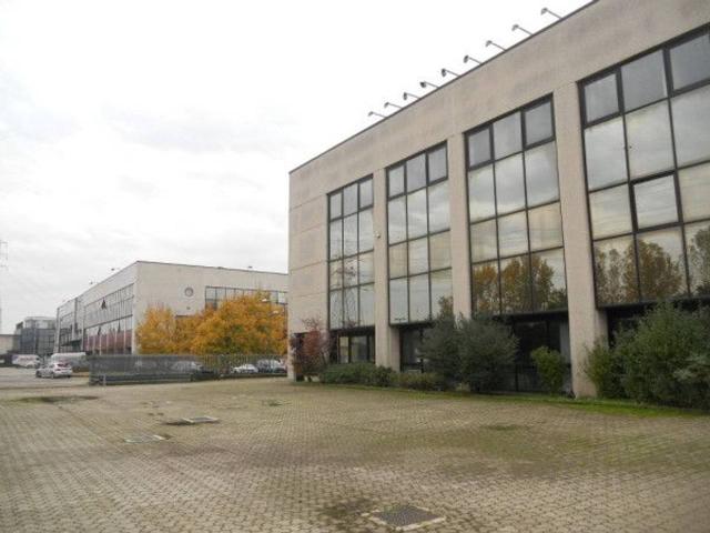 Ufficio in affitto a Arese, Lombardia