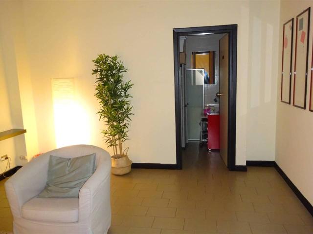 Ufficio in affitto a Colle di Santa Maria, Palazzo Del Pero