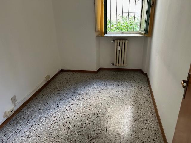 Ufficio in affitto a Giotto, Palazzo Del Pero