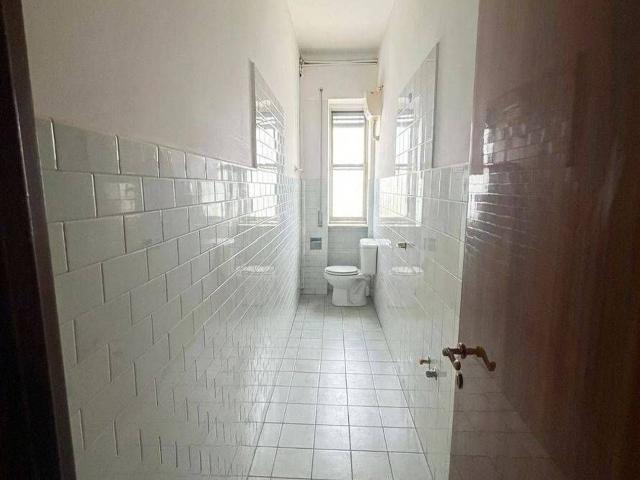 Ufficio in affitto a Palazzo Del Pero, Toscana