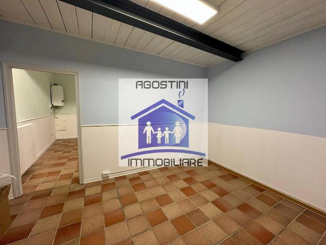 Ufficio in affitto a San Giacomo, Marche