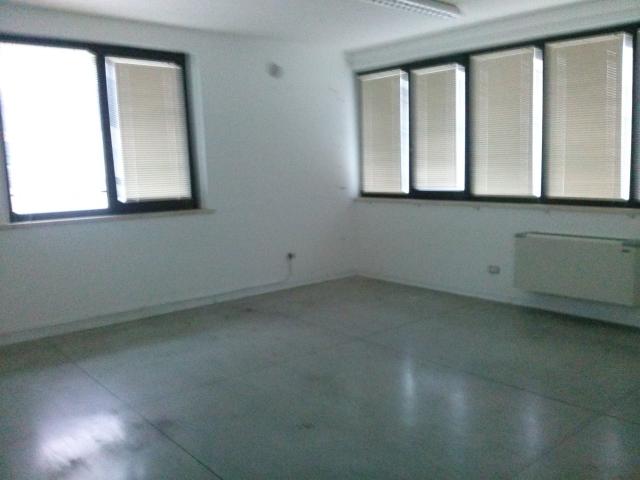 Ufficio in affitto a Marche, Ascoli Piceno