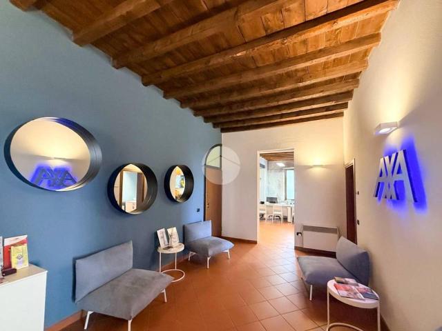 Ufficio in affitto a Asola, Mantova