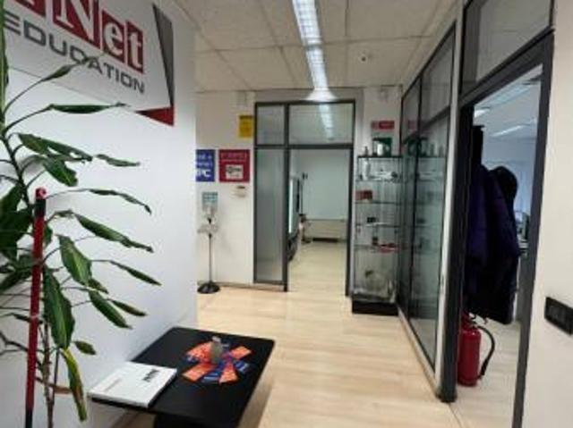 Ufficio in vendita a Bazzana Inferiore, Assago