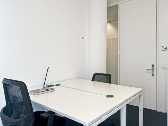 Ufficio in affitto a Bazzana Inferiore, Assago