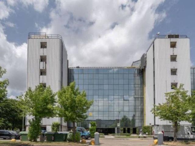 Ufficio in affitto a Centro Direzionale Milanofiori, Assago