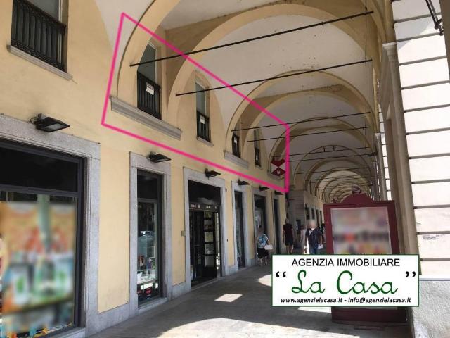 Ufficio in affitto a Rione San Secondo, Piemonte