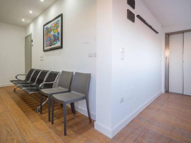 Ufficio in affitto a Lusciano, Campania