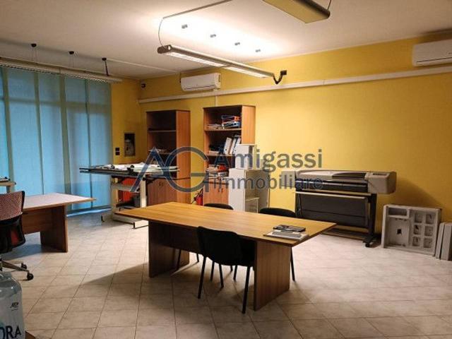 Ufficio in affitto a Azzano San Paolo, Bergamo
