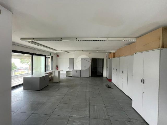 Ufficio in affitto a Azzano San Paolo, Bergamo