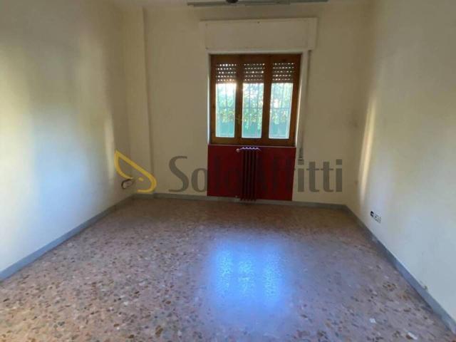 Ufficio in affitto a Patalini, Puglia