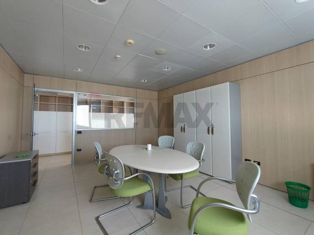 Ufficio in affitto a Puglia, Barletta-andria-trani