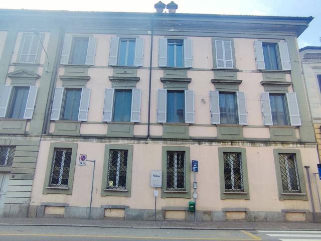 Ufficio in affitto a Belgioioso, Lombardia