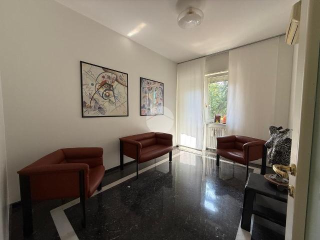 Ufficio in affitto a Finazzi, Bergamo