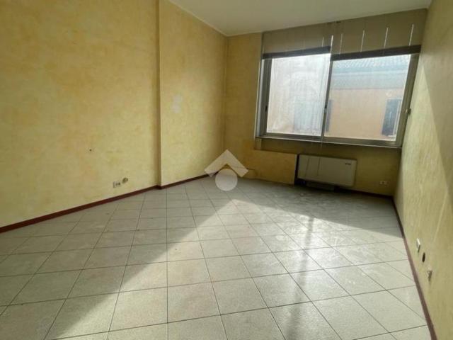 Ufficio in affitto a Borgo Palazzo, Bergamo