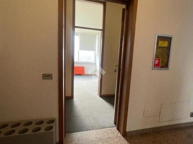 Ufficio in affitto a Borgo Palazzo, Bergamo