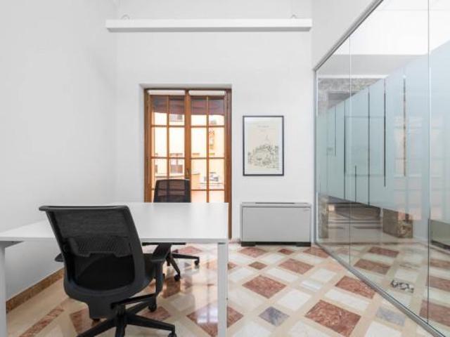 Ufficio in affitto a Santo Stefano, Bologna
