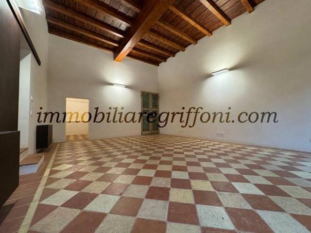 Ufficio in affitto a Quadrilatero, Bologna