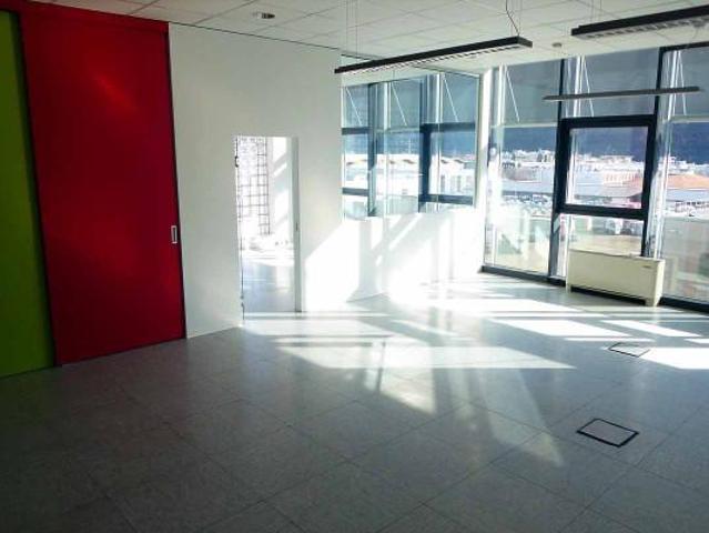 Ufficio in affitto a Oltrisarco-Aslago - Oberau-Haslach, Bolzano - Bozen