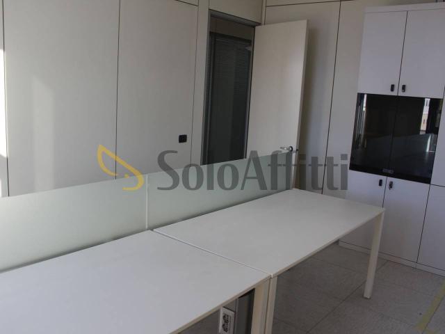 Ufficio in affitto a Oltrisarco-Aslago - Oberau-Haslach, Bolzano - Bozen