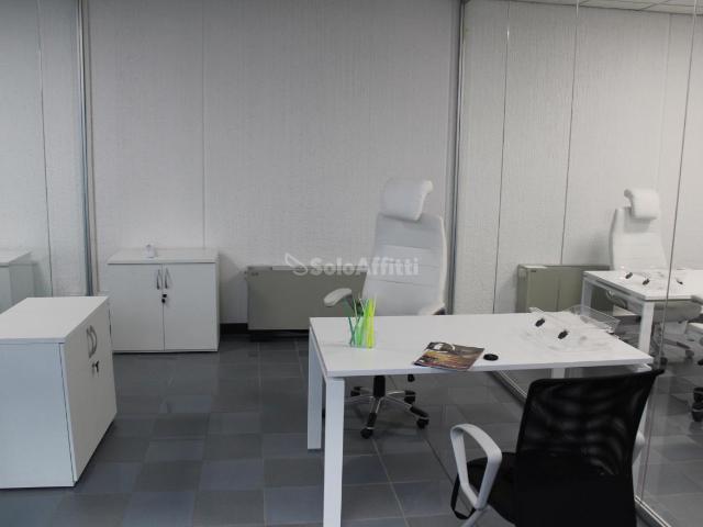 Ufficio in affitto a Oltrisarco-Aslago - Oberau-Haslach, Bolzano - Bozen