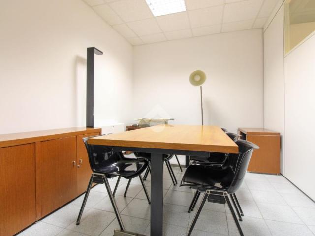 Ufficio in affitto a Brembate di Sopra, Bergamo
