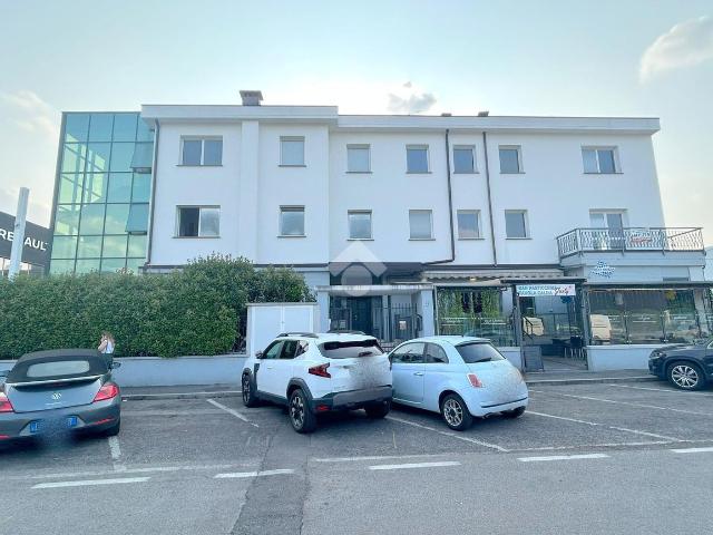 Ufficio in affitto a Zona Nord, Brescia