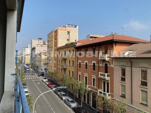 Ufficio in affitto a Centro Storico Sud, Brescia