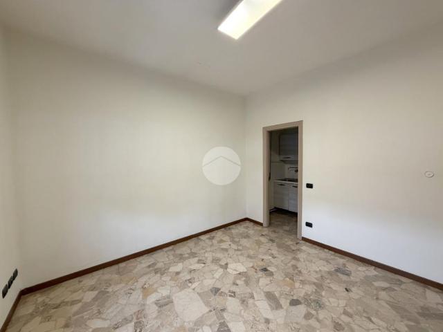 Ufficio in affitto a Zona Sud, Brescia