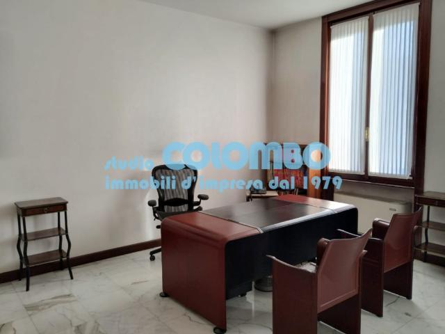 Ufficio in affitto a Zona Centro, Brescia
