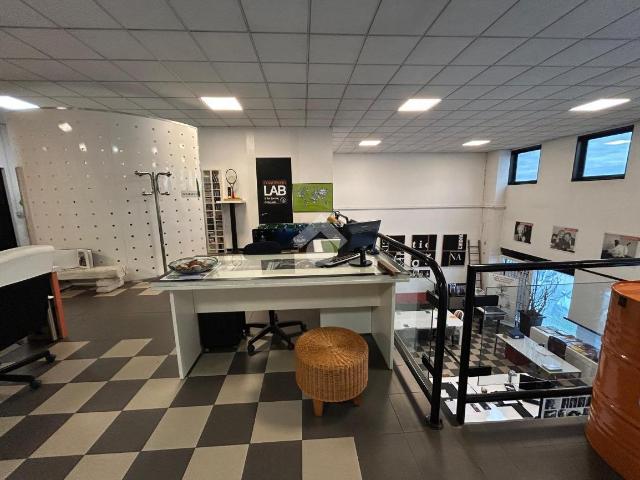 Ufficio in affitto a Zona Sud, Brescia