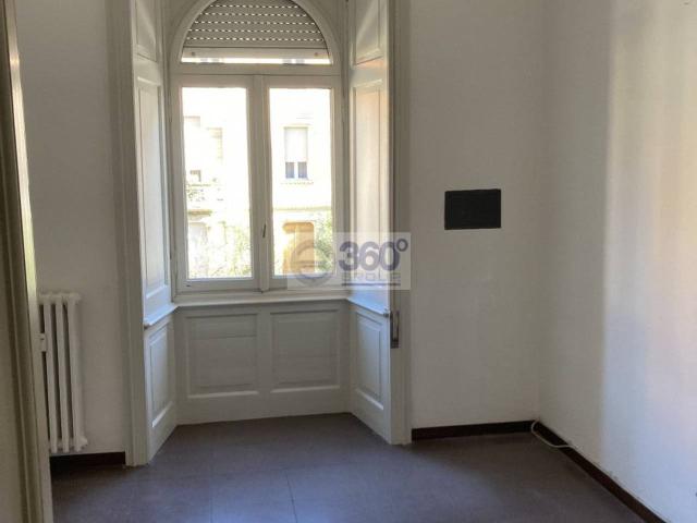 Ufficio in affitto a Zona Centro, Brescia