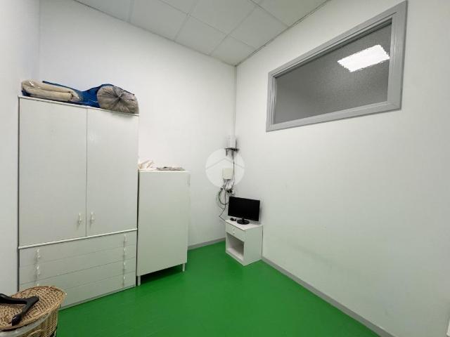 Ufficio in affitto a Zona Sud, Brescia