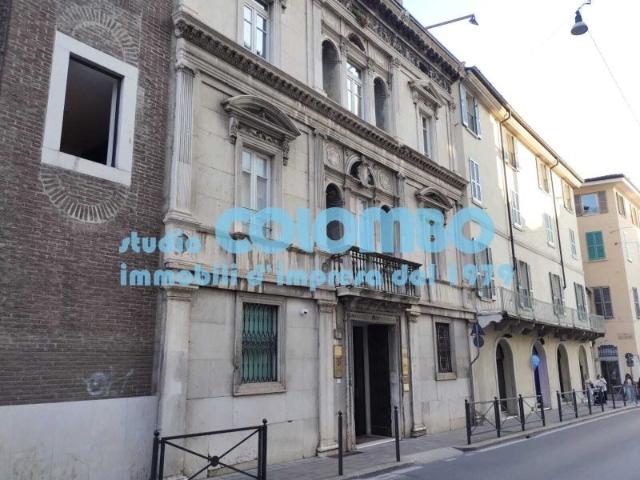 Ufficio in affitto a Zona Centro, Brescia