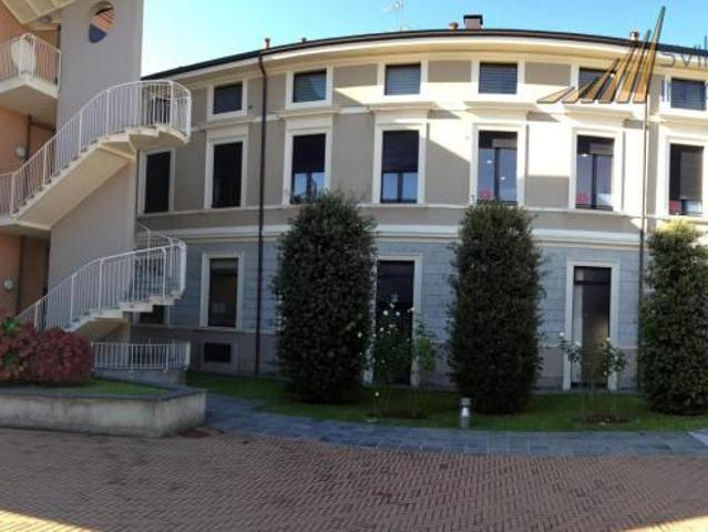 Ufficio in affitto a Brugherio, Lombardia