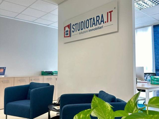 Ufficio in affitto a Buccinasco Castello, Buccinasco