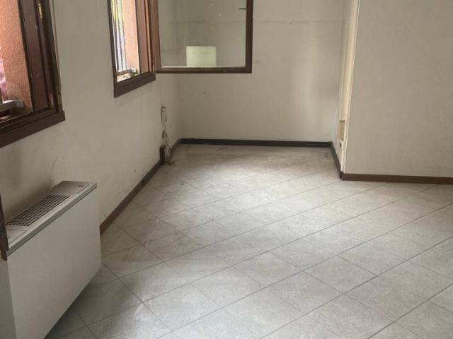 Ufficio in affitto a Sant'Edoardo, Busto Arsizio