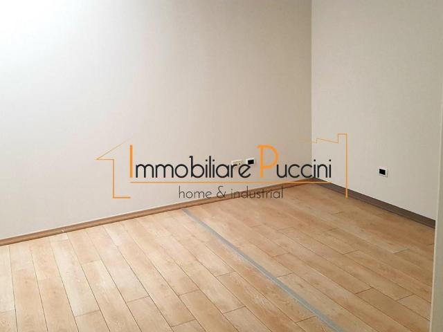 Ufficio in affitto a Calenzano, Toscana