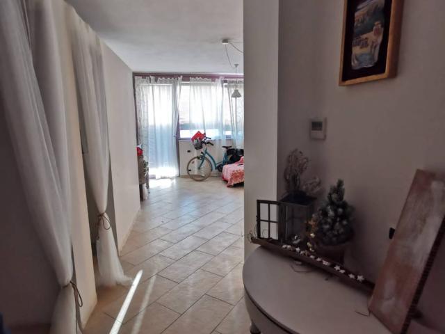 Ufficio in affitto a Camaiore, Toscana