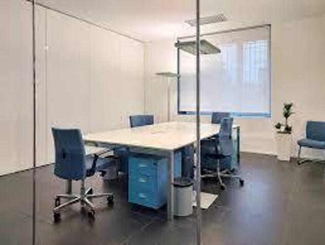 Ufficio in affitto a Camaiore, Toscana