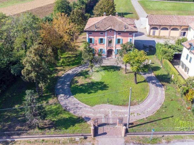 Ufficio in affitto a Pianura Reggiana, Re