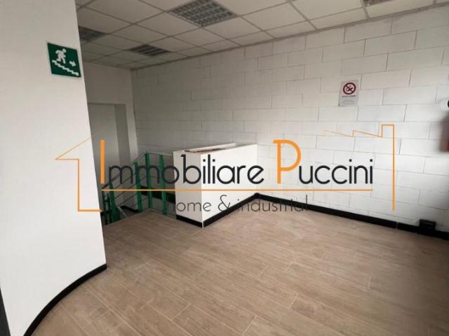 Ufficio in affitto a La Villa, Campi Bisenzio