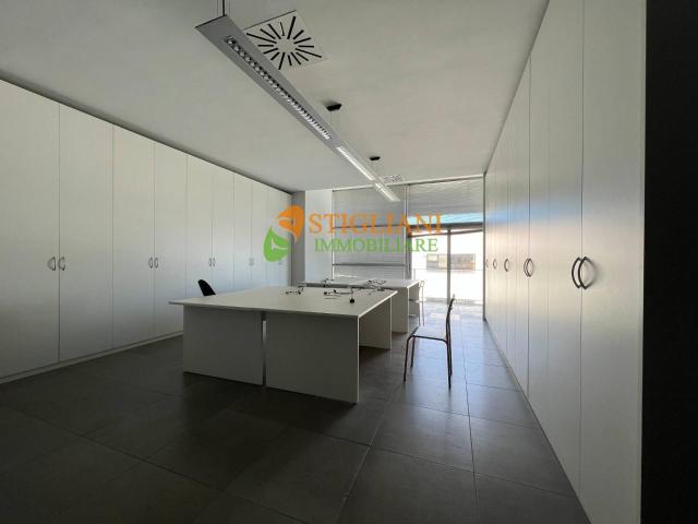 Ufficio in affitto a Campobasso, Molise