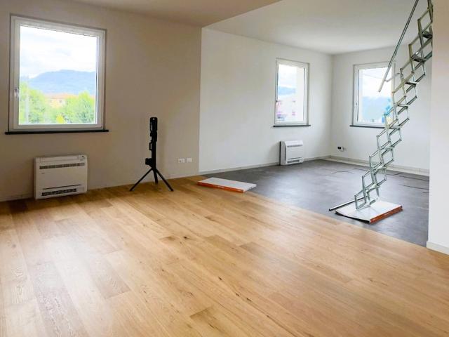 Ufficio in affitto a Capannori, Lucca