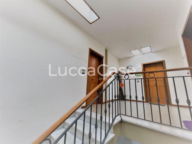 Ufficio in affitto a Capannori, Lucca