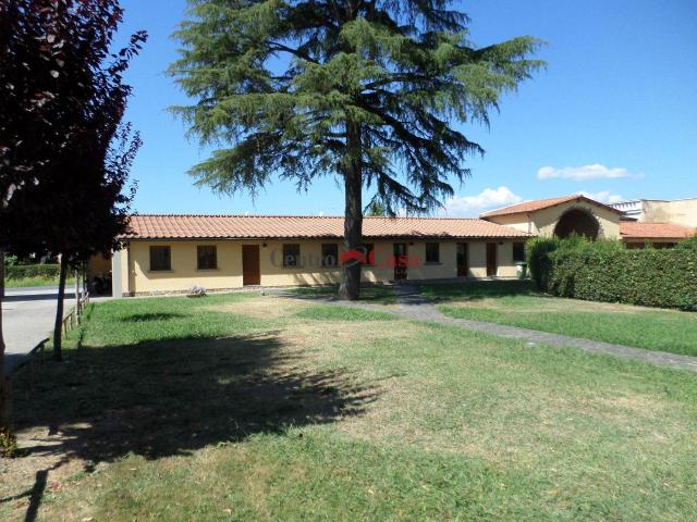 Ufficio in affitto a Capannori, Lucca