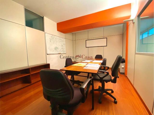 Ufficio in affitto a Capannori, Lucca