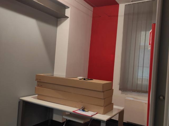 Ufficio in affitto a Capannori, Toscana