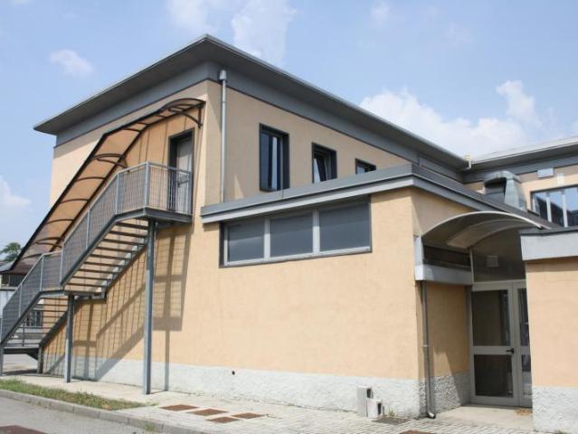 Ufficio in affitto a Caponago, Lombardia